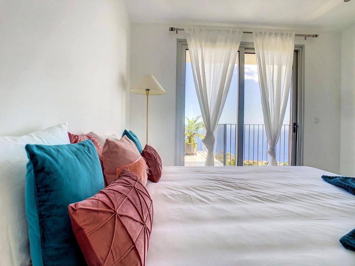 Villa Piece Of Heaven By Lovelystay Estreito Da Calheta Екстериор снимка